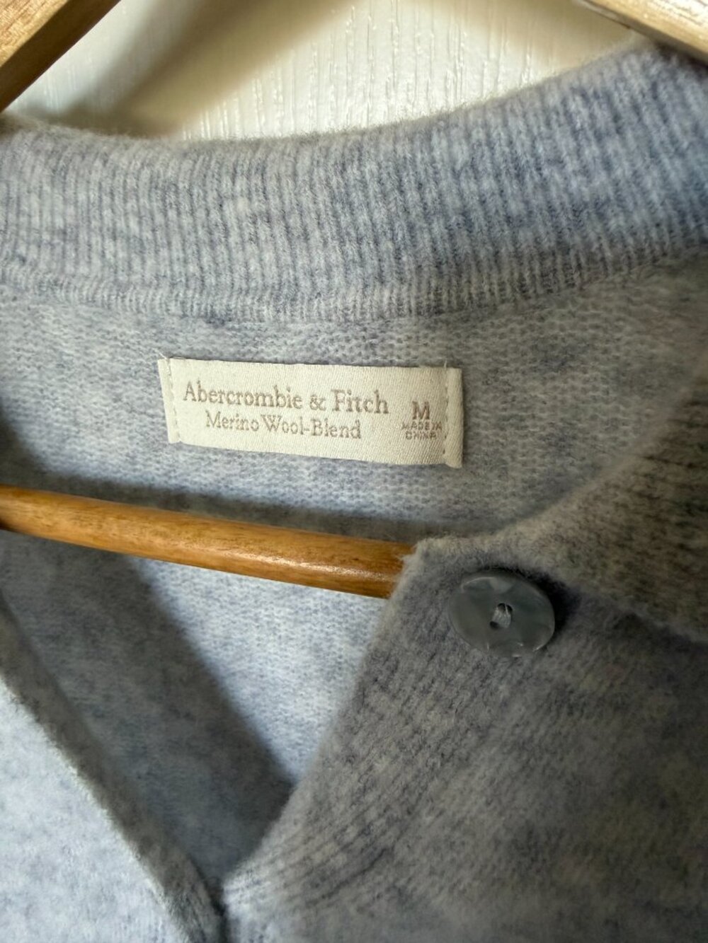 Abercrombie & Fitch Short Sleeve Wool Button Up Sweater - Picture 3 of 5